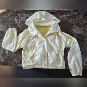 Lululemon Size 4 Light Yellow Hood-Lite Jacket